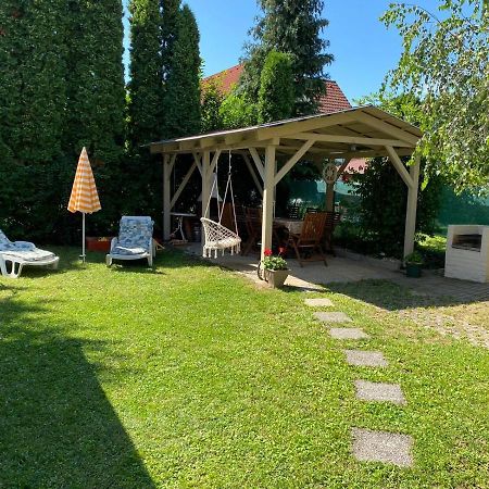 Sommer Ferienhaus Balatonszarszo Exteriér fotografie