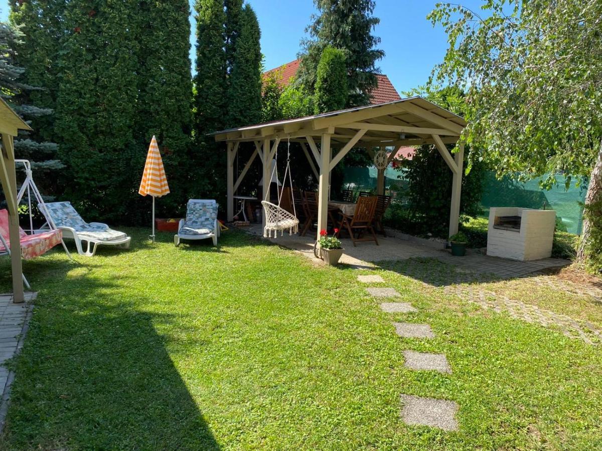 Sommer Ferienhaus Balatonszarszo Exteriér fotografie